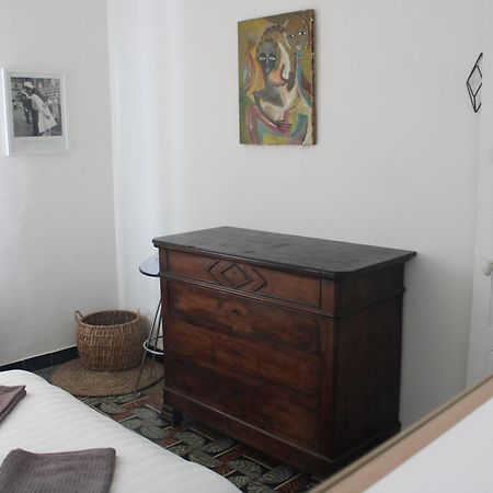 Superbe Appartement Avec Parking Sur Place Nîmes Kültér fotó